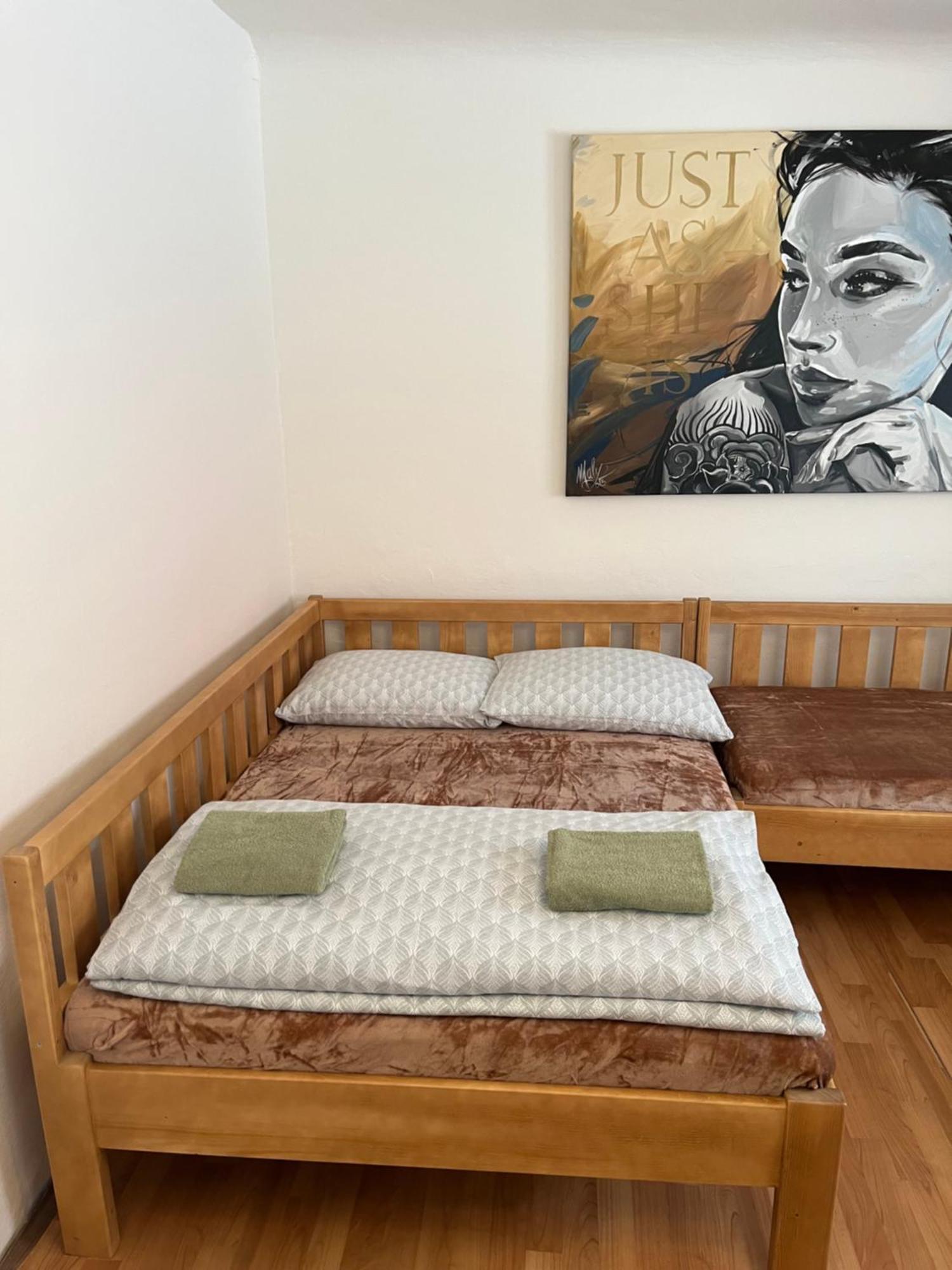 Mikulovska Chalupa Se Sklepem Exteriér fotografie