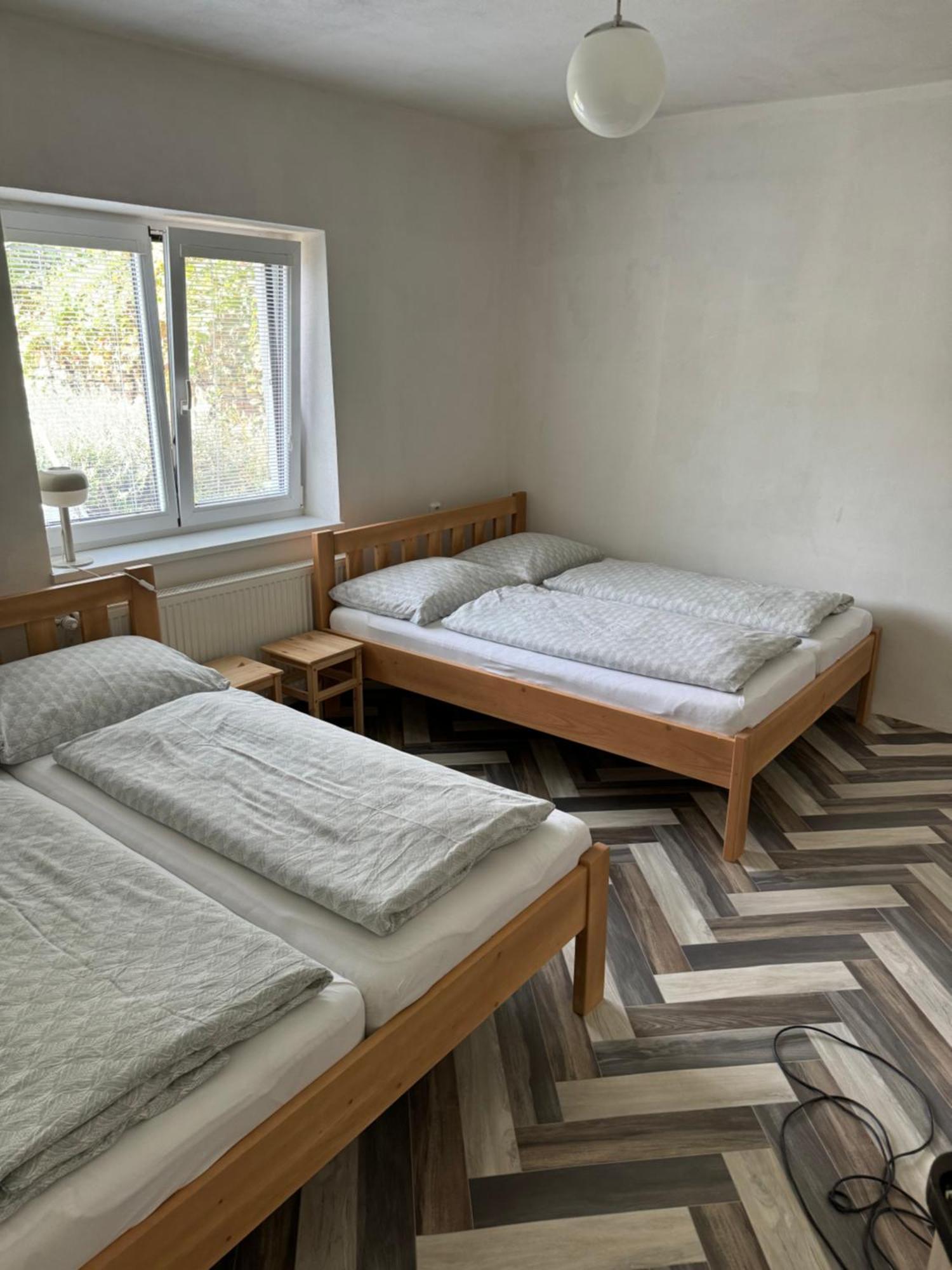 Mikulovska Chalupa Se Sklepem Exteriér fotografie