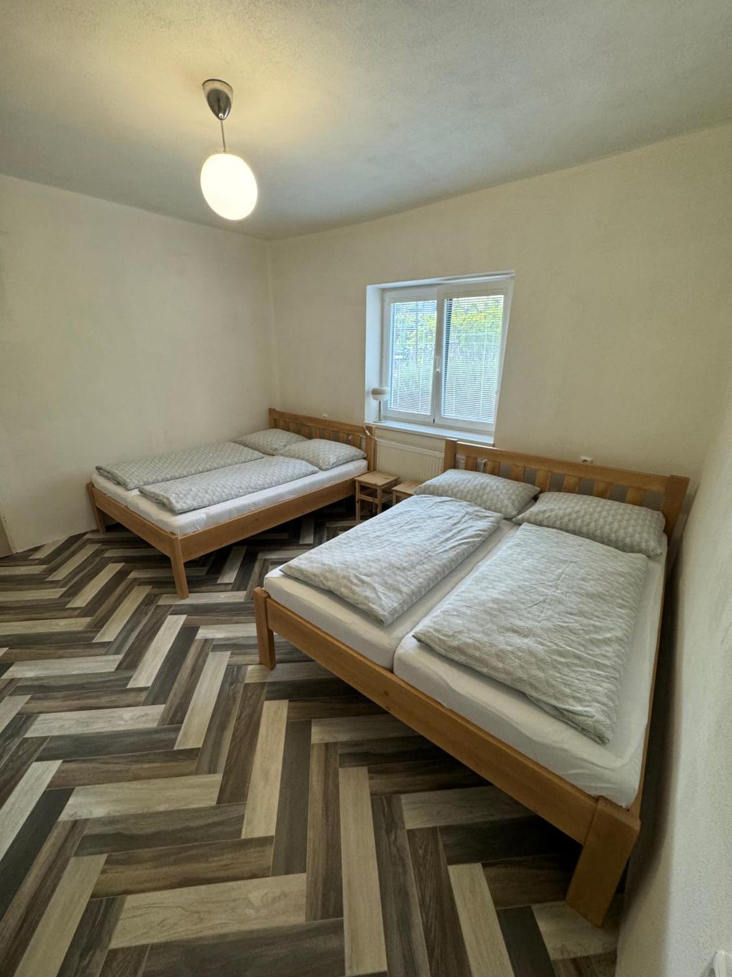 Mikulovska Chalupa Se Sklepem Exteriér fotografie